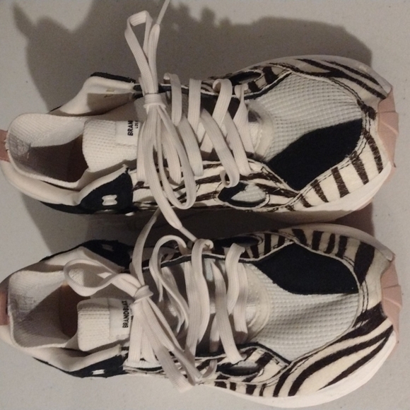 Brandblack Aura 130 Pony Hair Sneakers free people animal print zebra size 8 - Picture 2 of 9